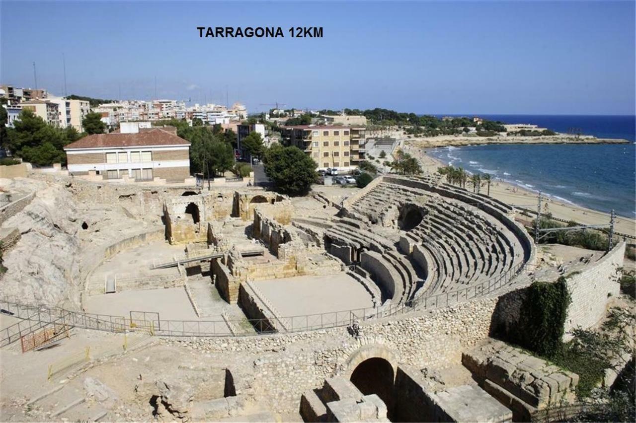 Tarragonaapartments Fortuny เรวส์ ภายนอก รูปภาพ