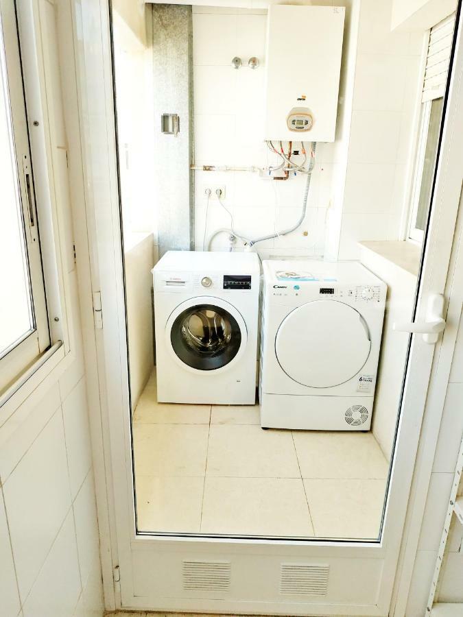 Tarragonaapartments Fortuny เรวส์ ภายนอก รูปภาพ