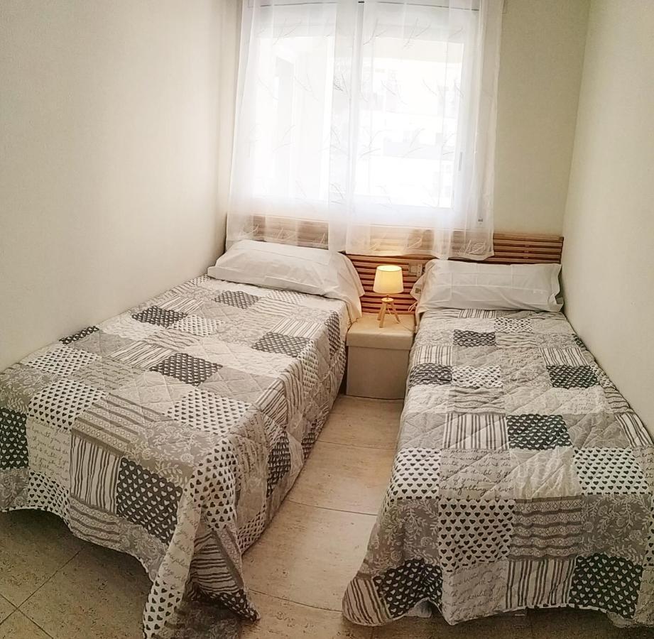 Tarragonaapartments Fortuny เรวส์ ภายนอก รูปภาพ