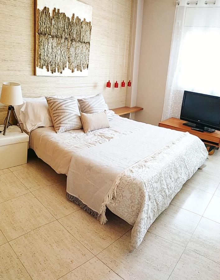 Tarragonaapartments Fortuny เรวส์ ภายนอก รูปภาพ
